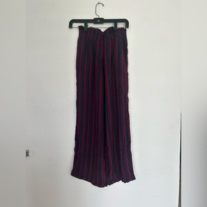 HOLLISTER Striped High Rise Smocked Culottes